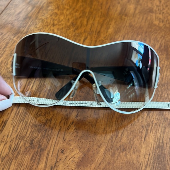 Y2K Rare Chanel Shield Sunglasses - Picture 9 of 10